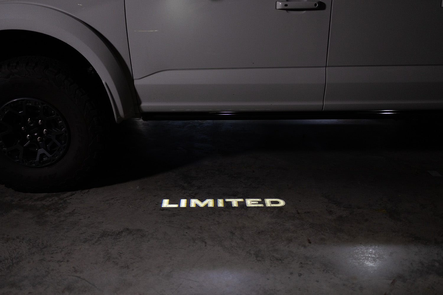 2017 - 2022 F250 SUPER DUTY LED MIRROR LOGO PUDDLE LIGHTS